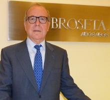 BROSETA incorpora a Luis Berenguer, expresidente de la CNC