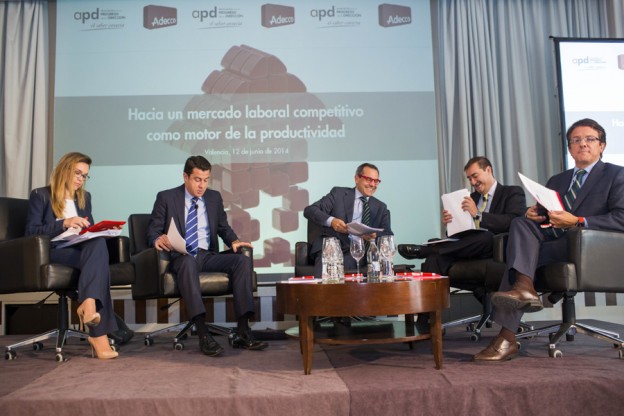 Isabel Merenciano participa en una Jornada sobre la competitividad del mercado laboral