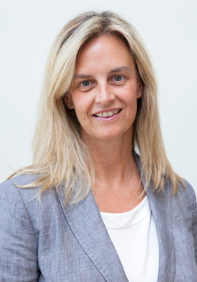 Maria Luisa Guardo publishes the article “Building Paris” in Expansion