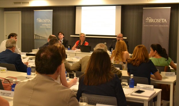 BROSETA examina las nuevas formas de relaciones interempresariales y su incidencia en las relaciones laborales