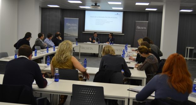 BROSETA examina el modelo jurídico y de financiación de regeneración urbana