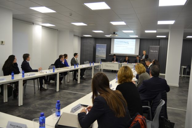 BROSETA examina las implicaciones de la relación entre empresa y agente