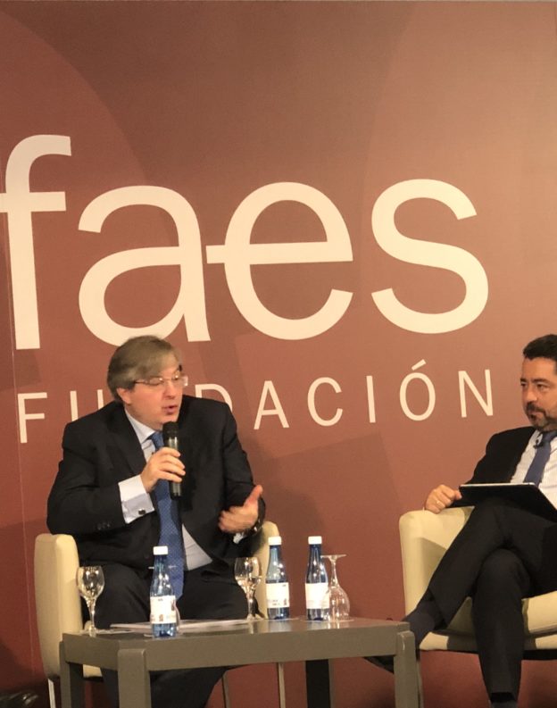 Luis Trigo debate sobre fiscalidad autonómica en el Foro Ideas FAES
