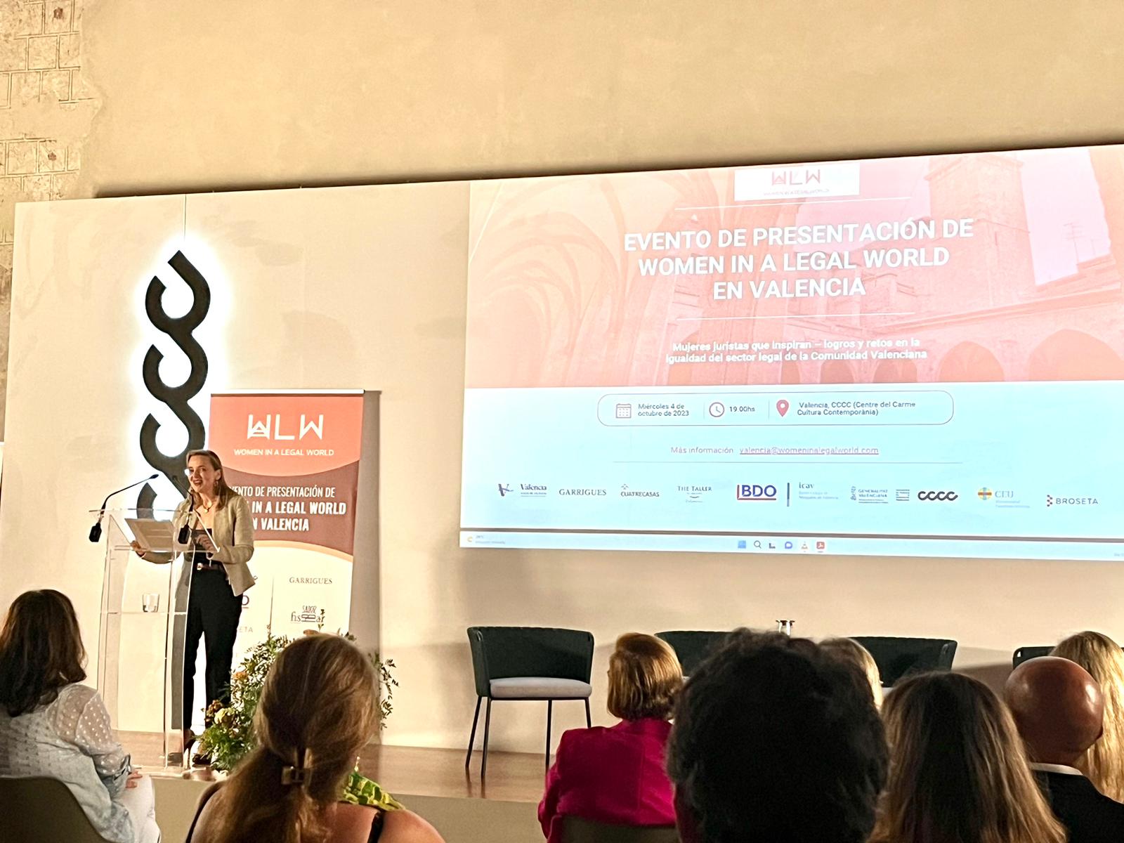 Las mujeres de la comunidad jurídica piden paso en Valencia. Las Provincias