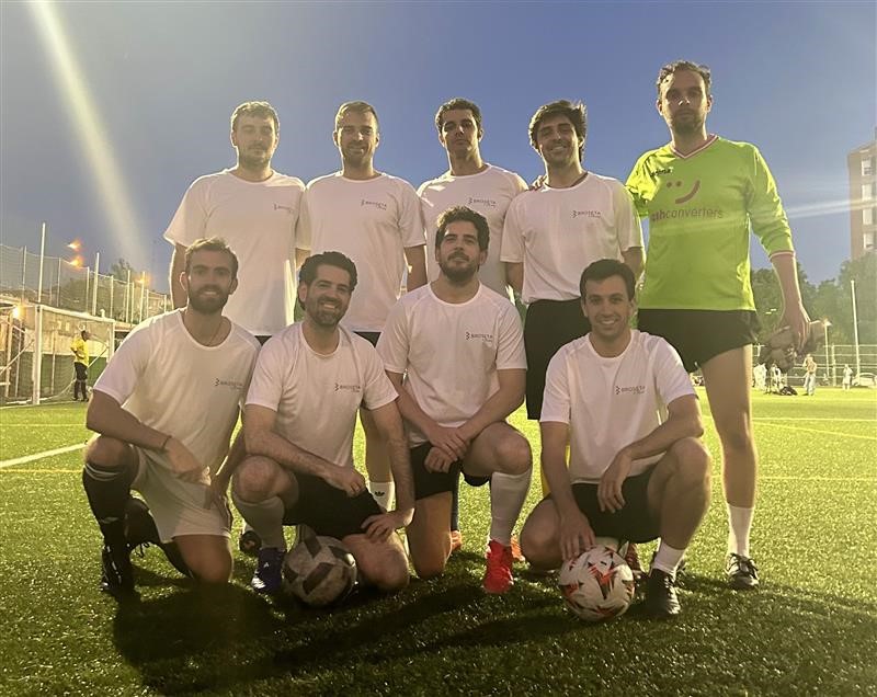 El equipo de fútbol de BROSETA coge buenas sensaciones en su segundo partido de liga