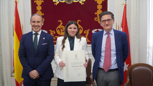 Noelia Jiménez, ganadora en la Sección de Derecho Administrativo en la VII edición de los premios a la Innovación Jurídica